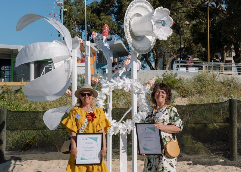 Castaway sculpture artists